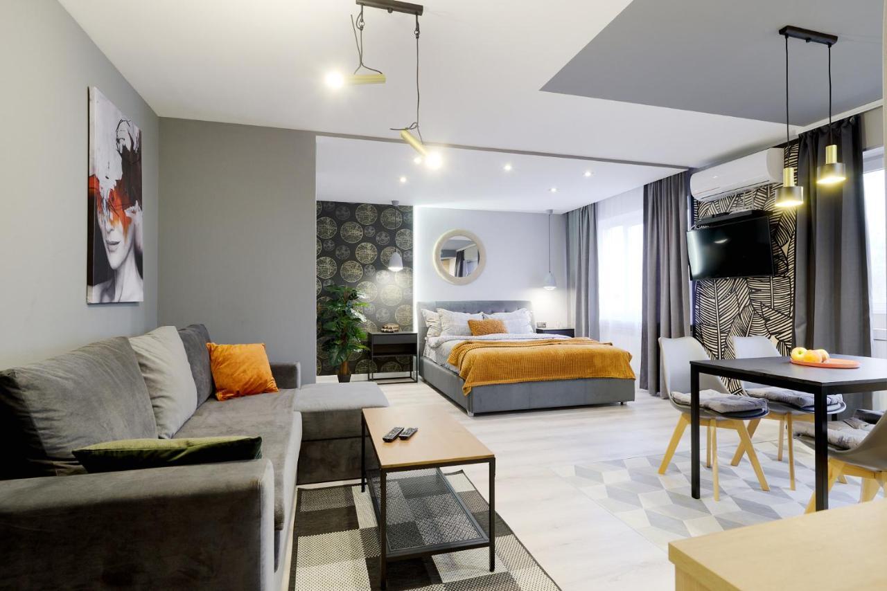 New Apart Lesi Ukrainky Blvd And Olimpiyska And Kreshchatyk And Manhattan City With Parking 키예프 외부 사진