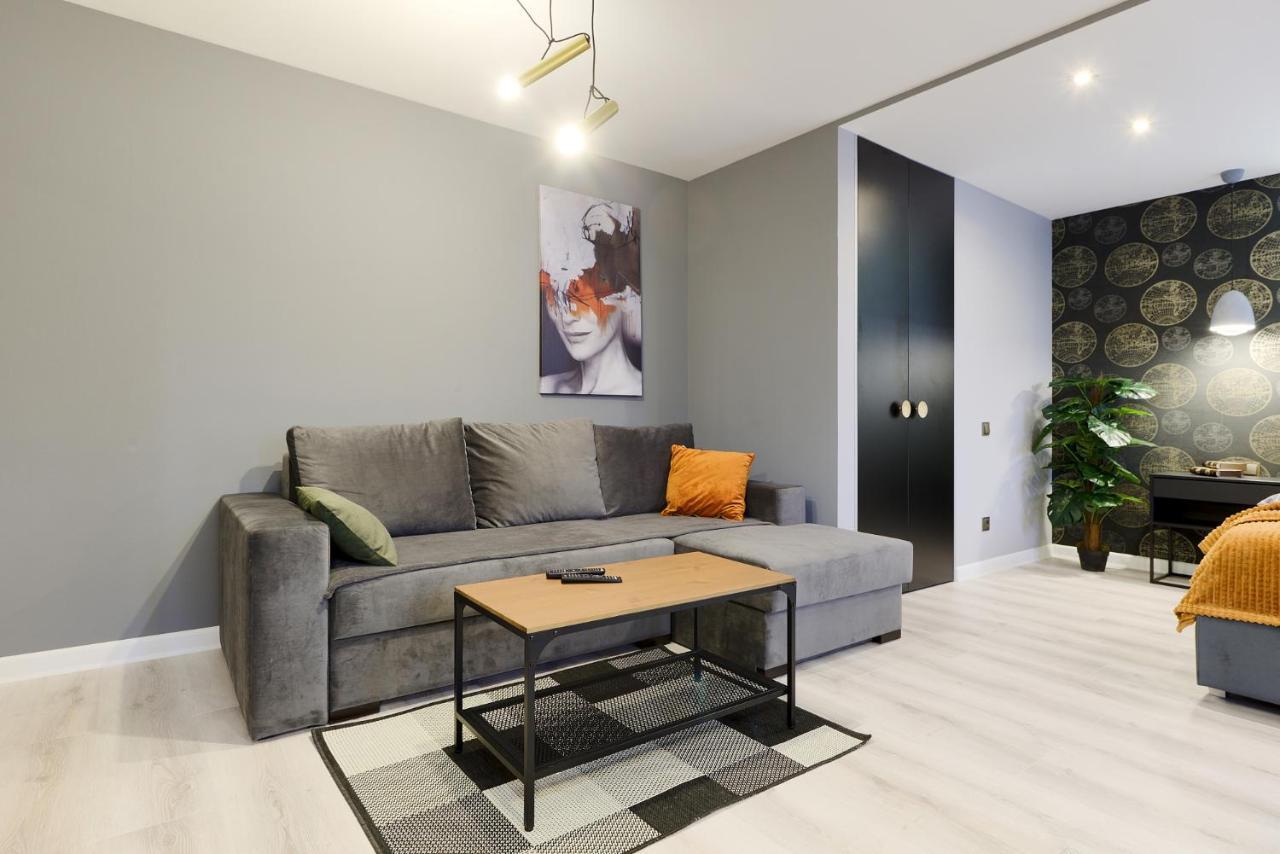 New Apart Lesi Ukrainky Blvd And Olimpiyska And Kreshchatyk And Manhattan City With Parking 키예프 외부 사진